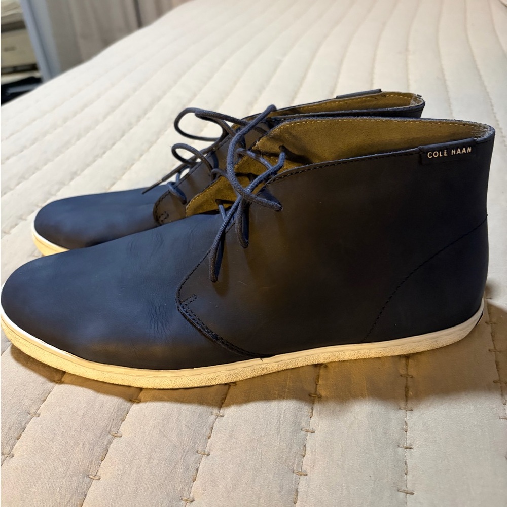 Cole Haan Men's Navy Chukka Pinch Weekender Boots